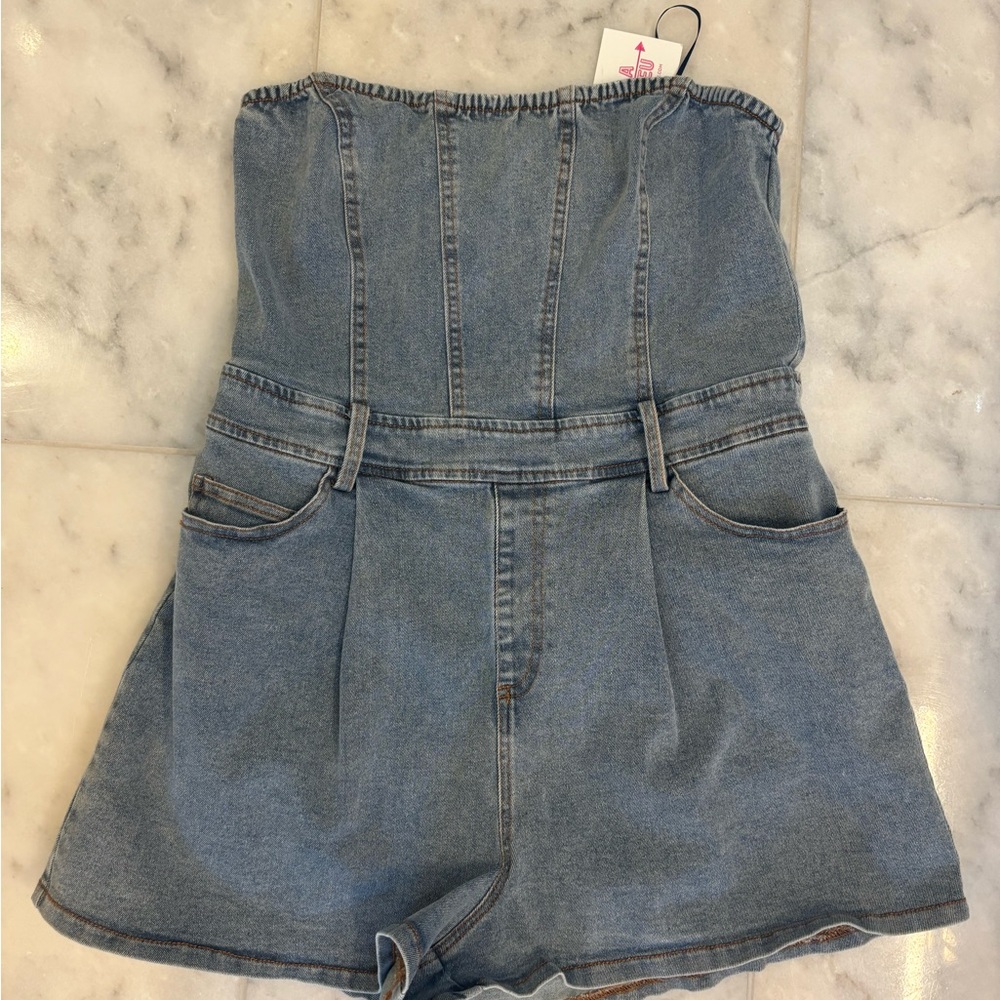 Le Lis Denim Strapless Romper